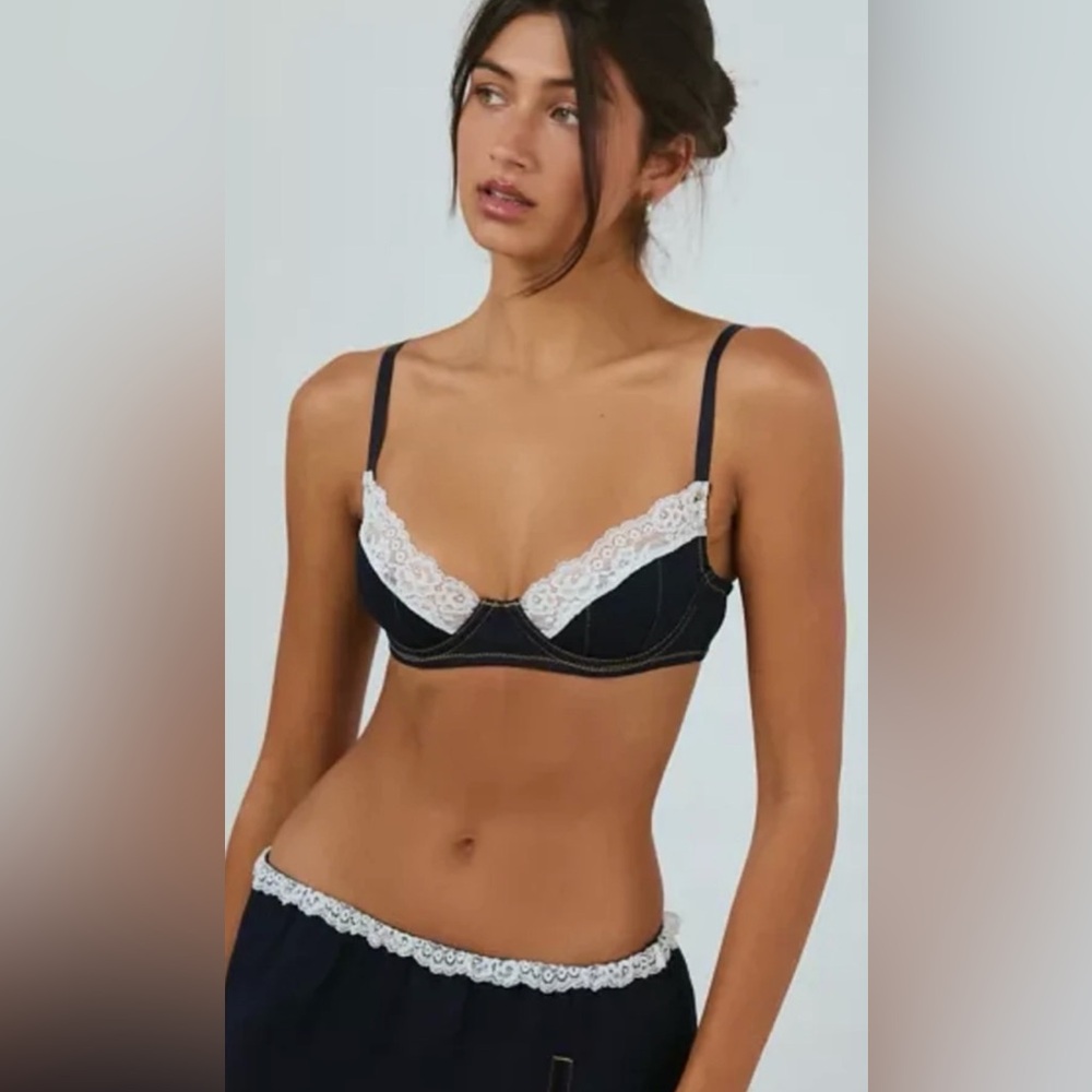 New! Urban Outfitters Cowgirl Logic Karlie Denim Lace Festival Underwire Bra M